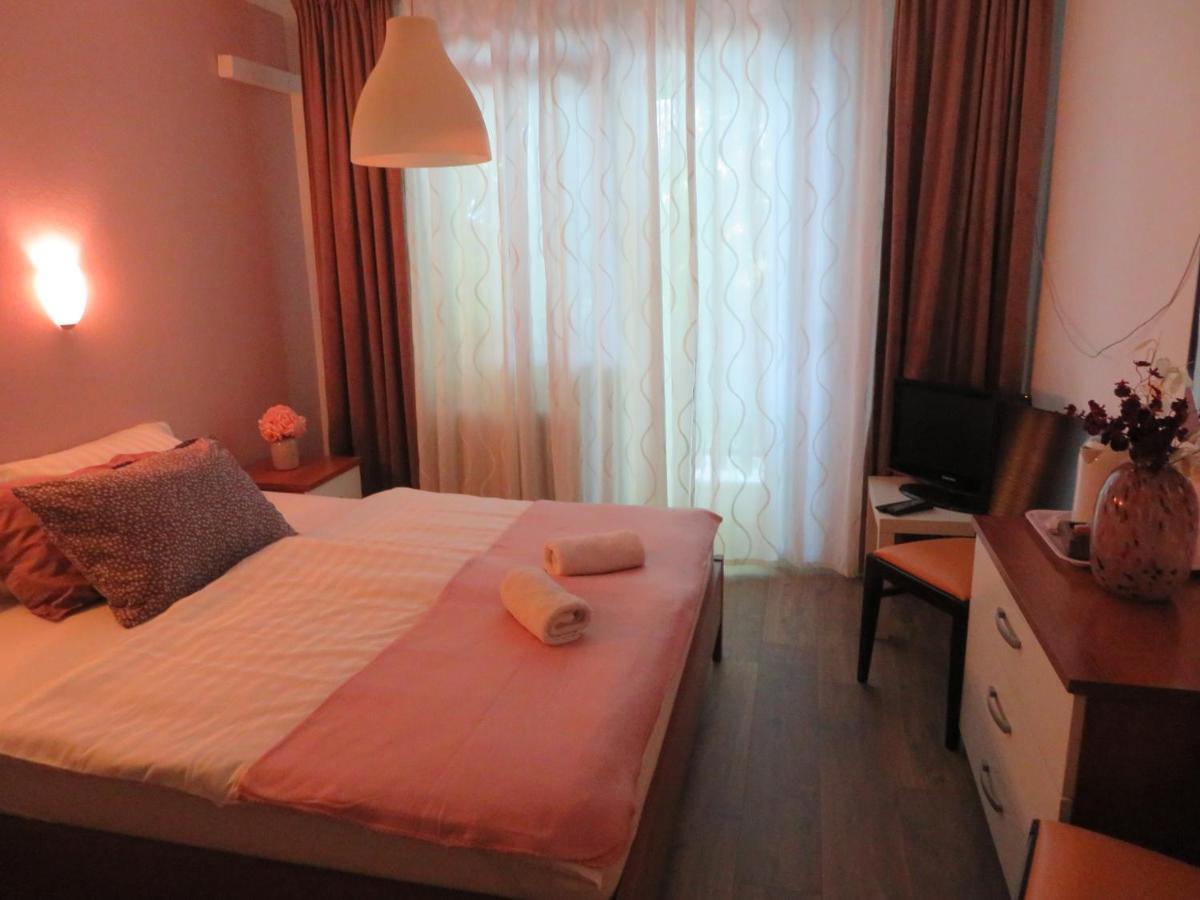 Guesthouse Ob Sotocju Budic Brežice Dış mekan fotoğraf