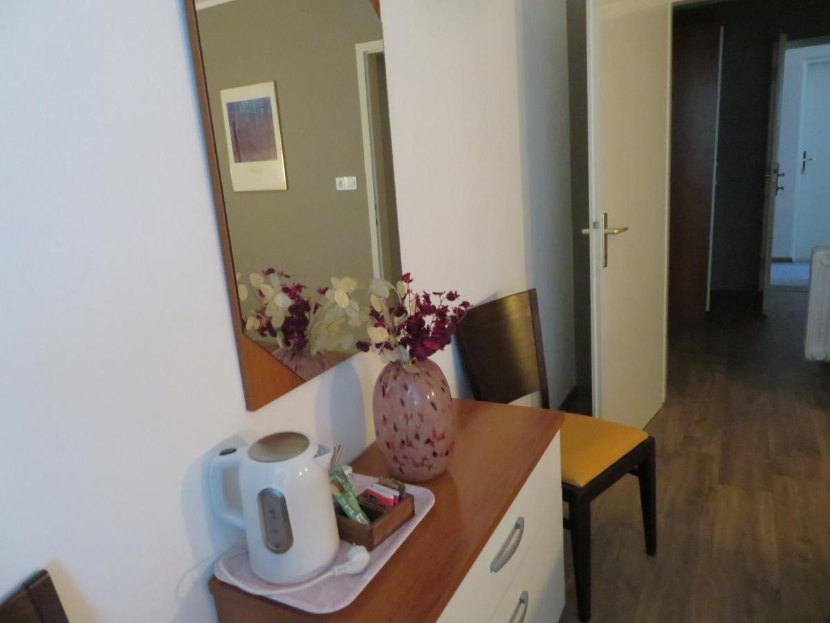 Guesthouse Ob Sotocju Budic Brežice Dış mekan fotoğraf