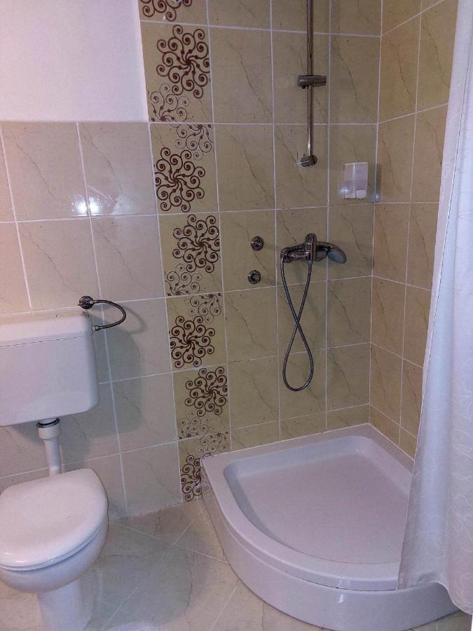 Guesthouse Ob Sotocju Budic Brežice Dış mekan fotoğraf