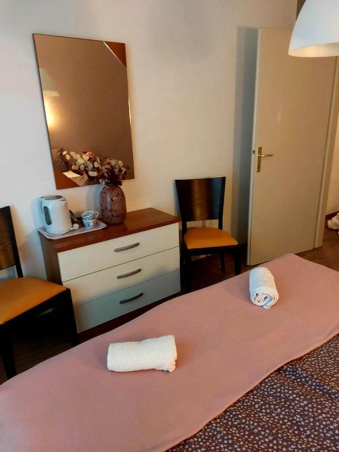 Guesthouse Ob Sotocju Budic Brežice Dış mekan fotoğraf